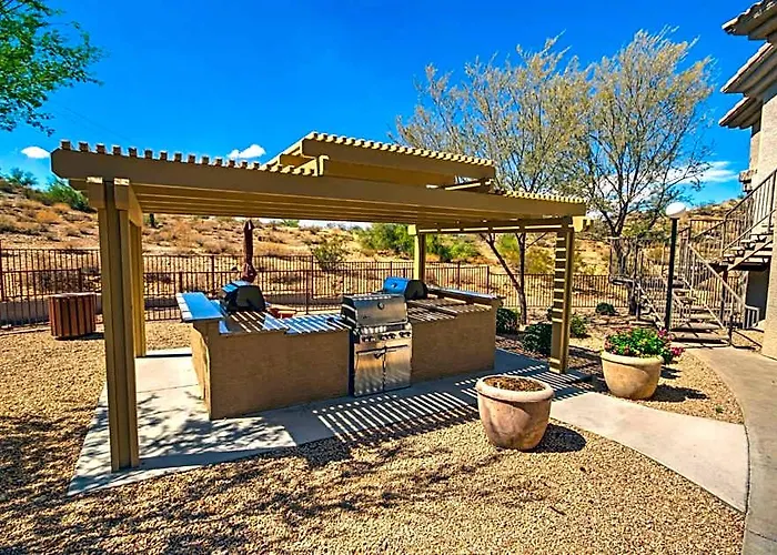 Raintree At South Mountain Preserve Hotel 3*